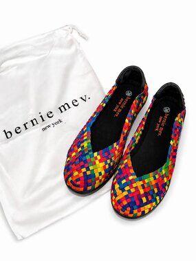 Bernie Mev Catwalk Flats Rainbow Woven Slip On Shoes Sz 38 (US 7–7.5) Comfort
